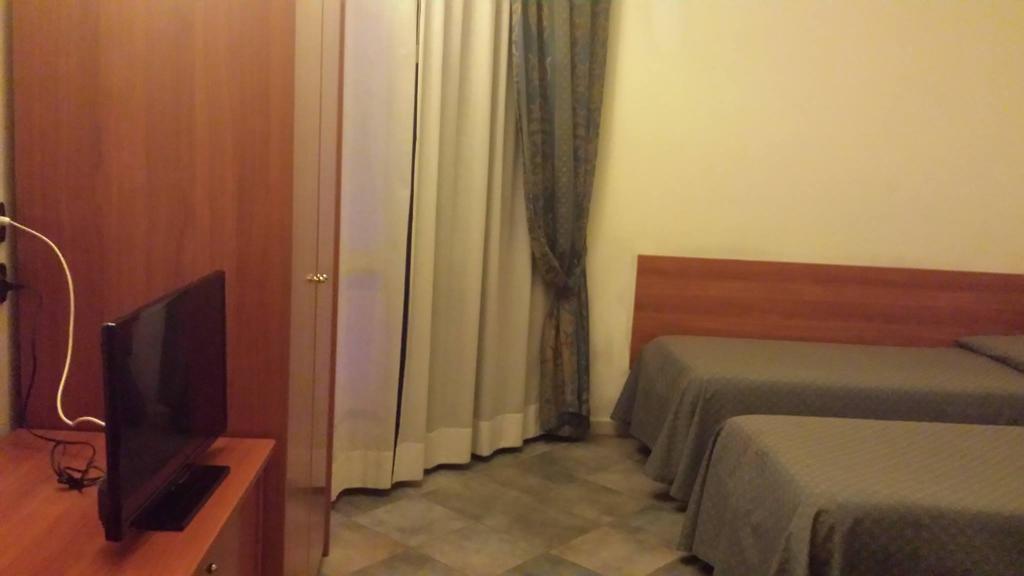 Adelphi Room & Breakfast Ferrara Exterior foto