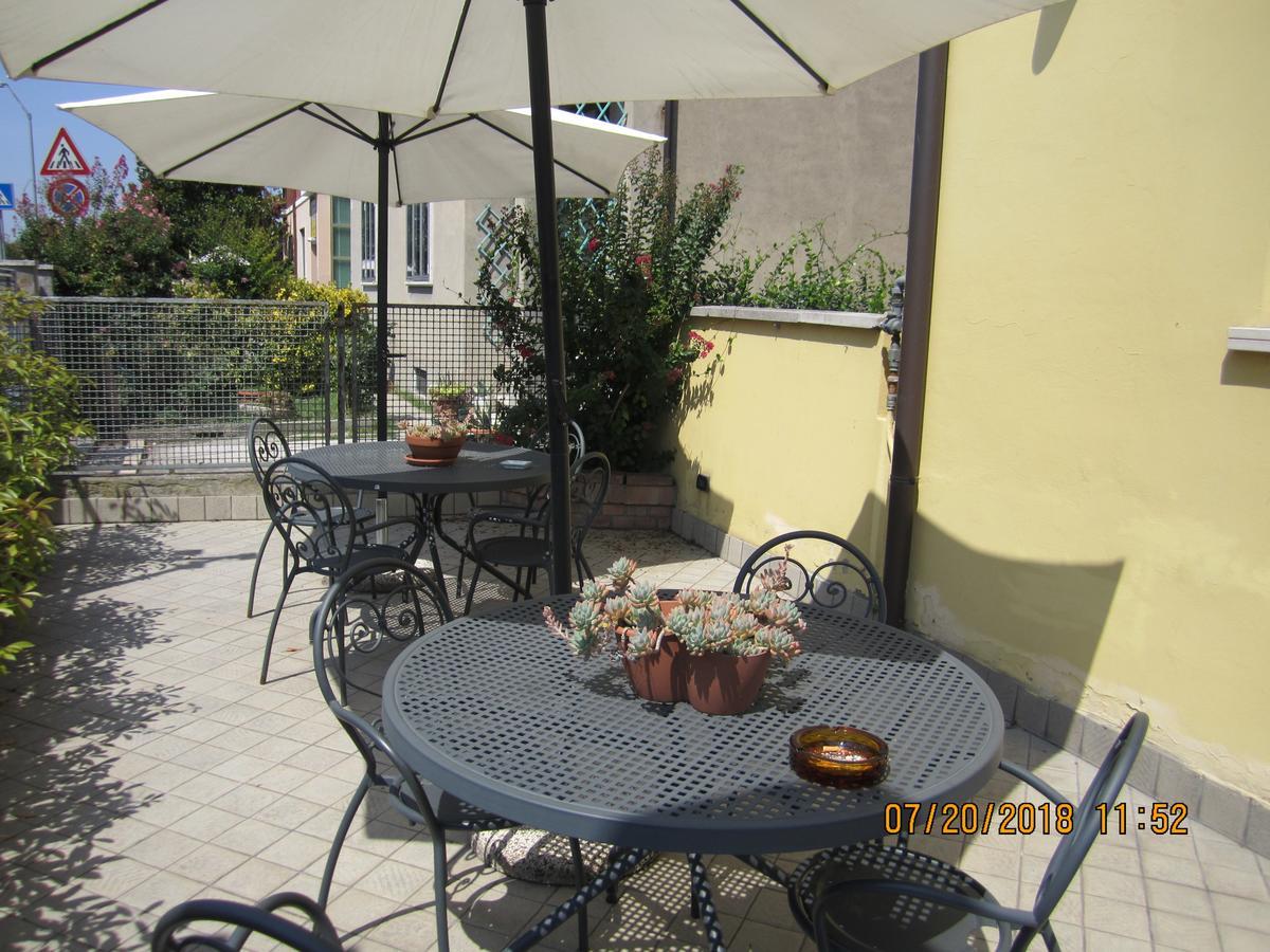 Adelphi Room & Breakfast Ferrara Exterior foto