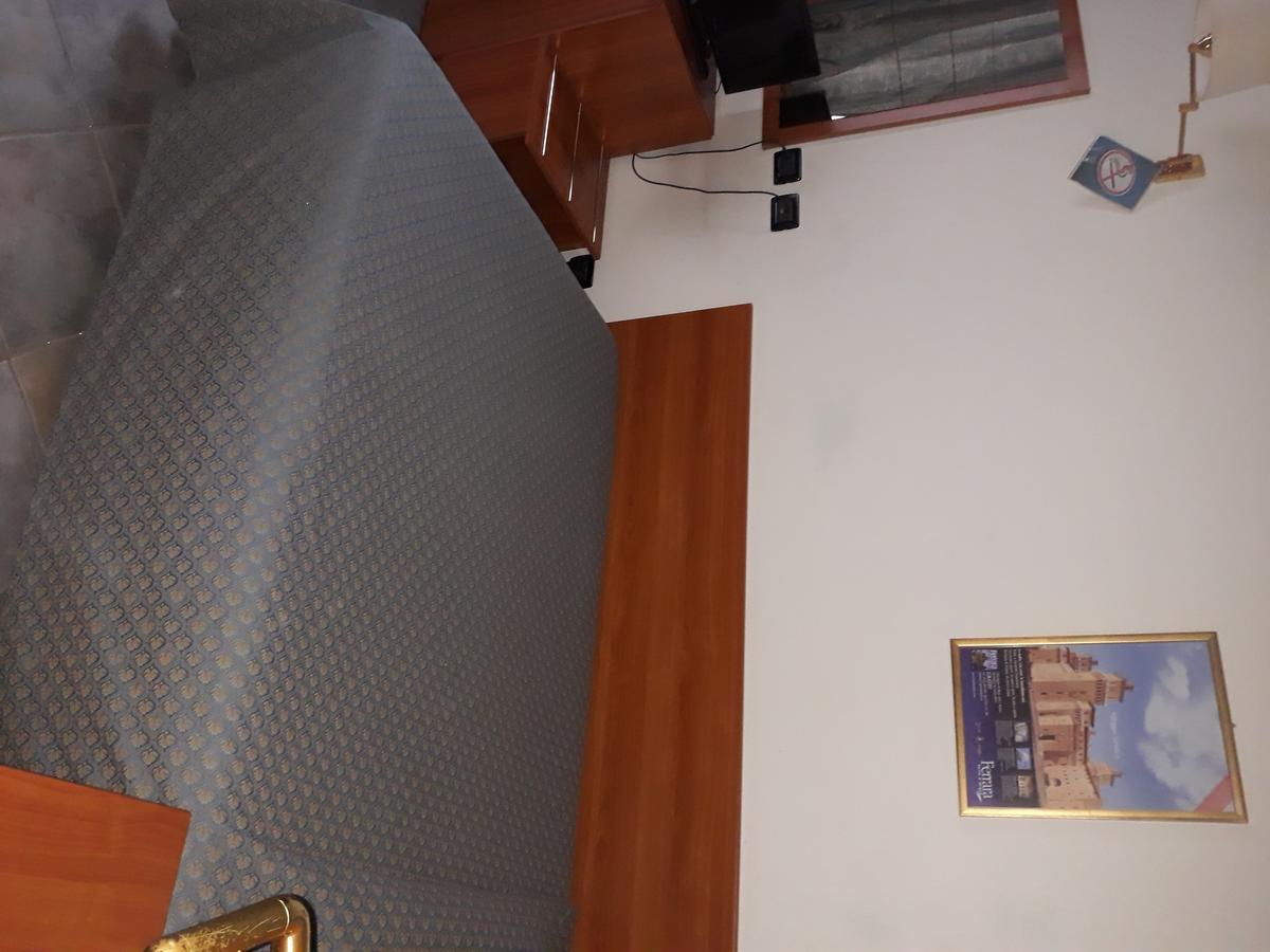 Adelphi Room & Breakfast Ferrara Exterior foto